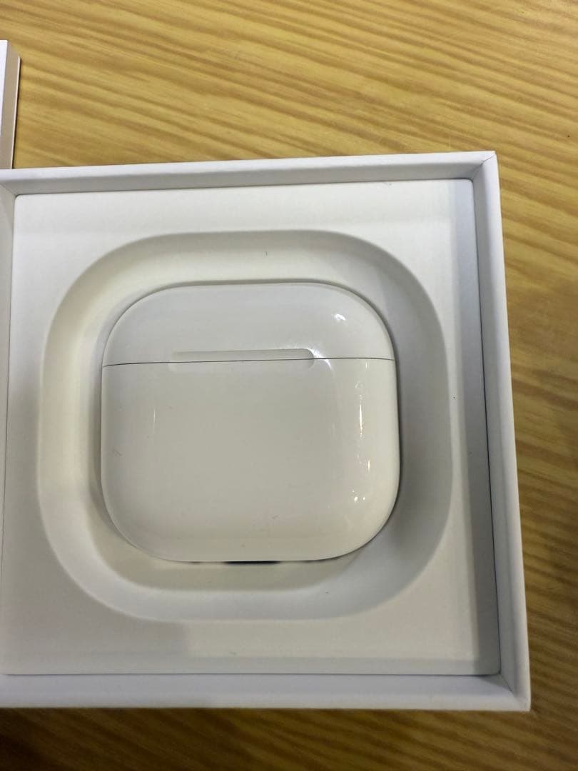 AirPods4 アクティブノイズキャンセル