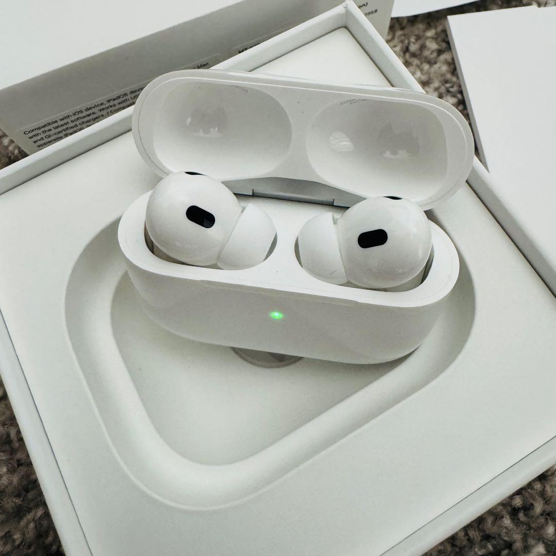 Apple AirPods Pro（第2世代）MagSafe充電ケース付き