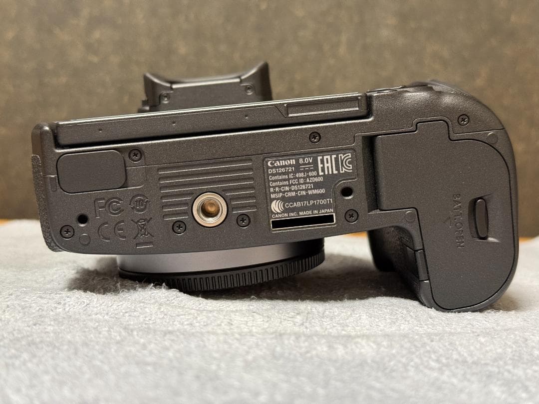 デジタルカメラ Canon EOS R