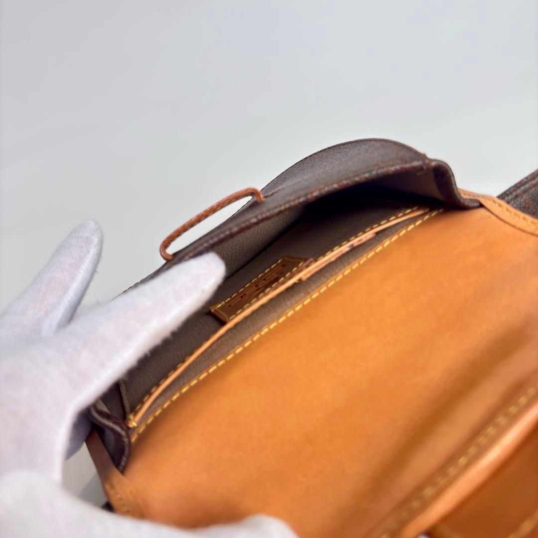 【極美品】ETRO エトロ ショルダーバッグ ペイズリー柄 ベルト 斜めがけ