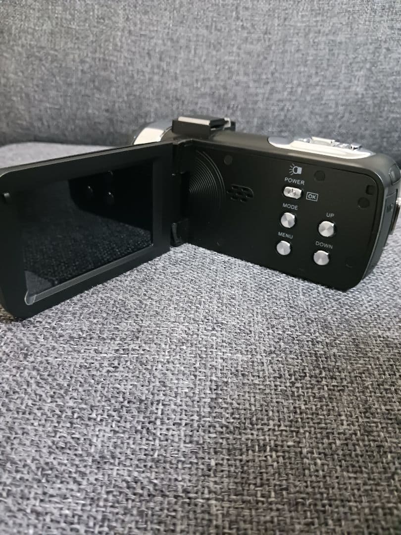 ビデオカメラ　4K