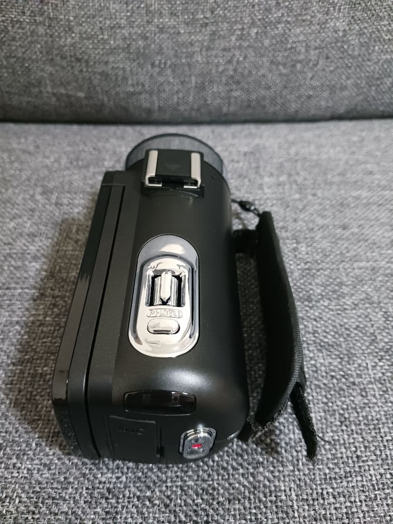 ビデオカメラ　4K