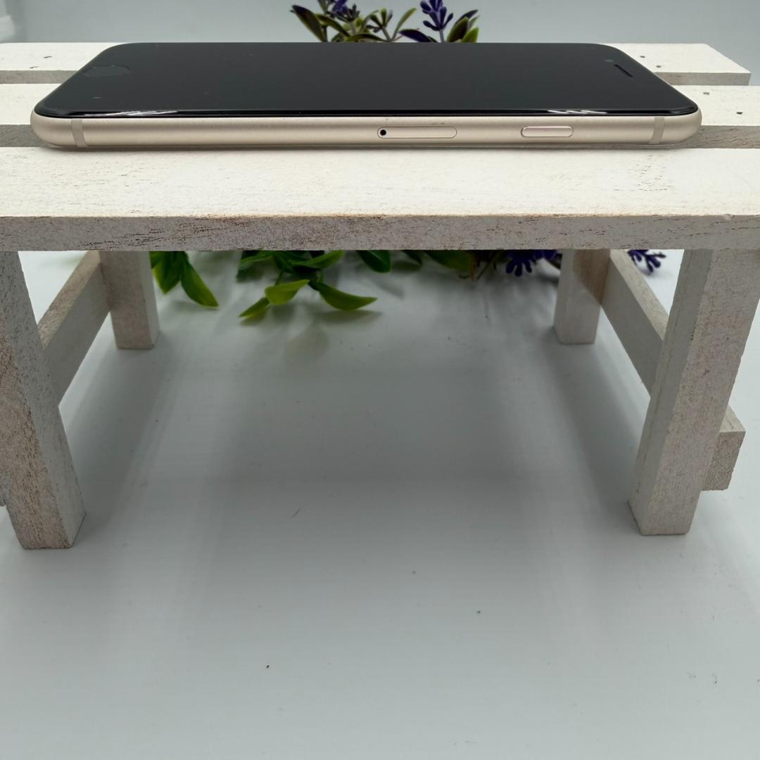 iPhone SE第3世代 64GB スターライト 417