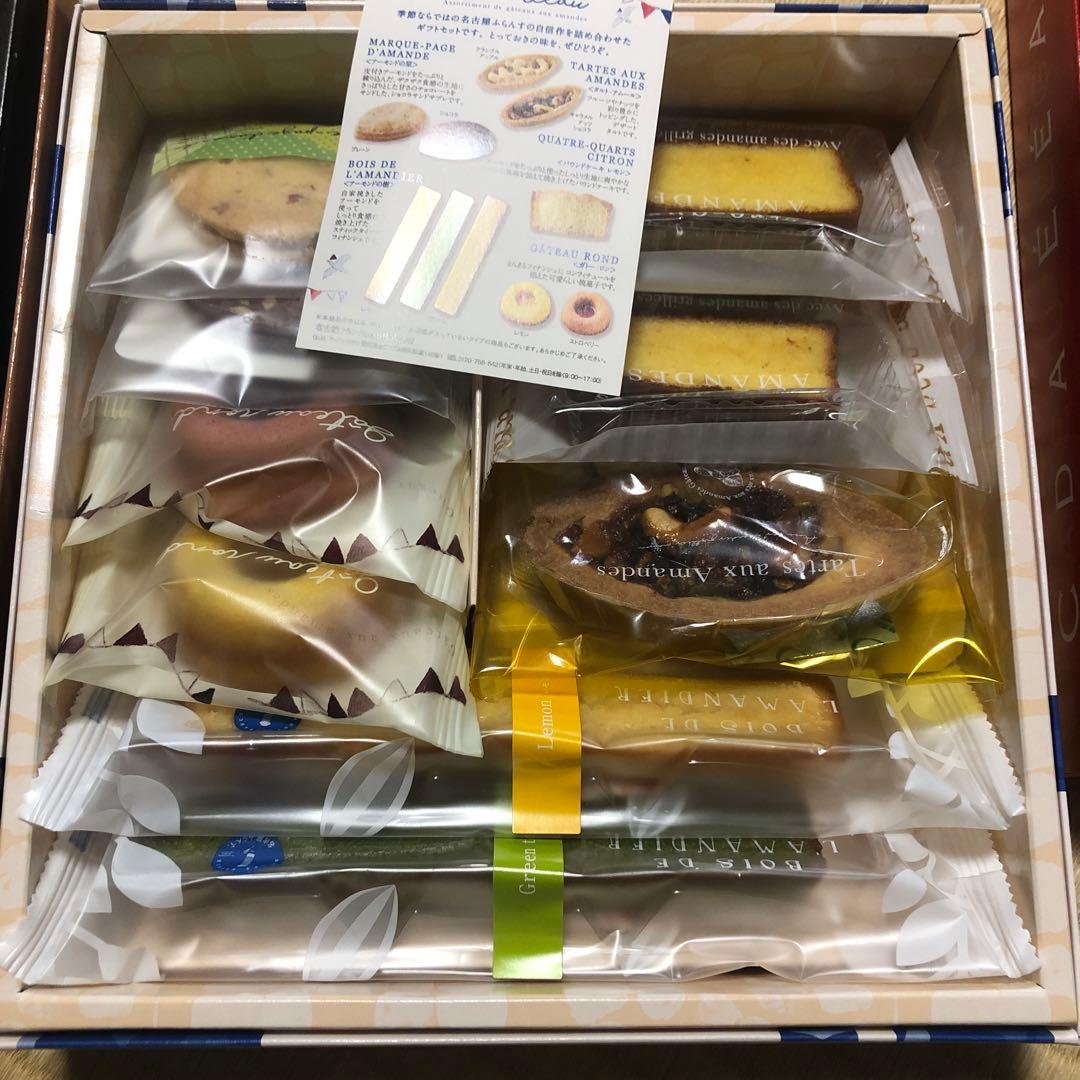 お菓子詰め合わせ　ドラ猫