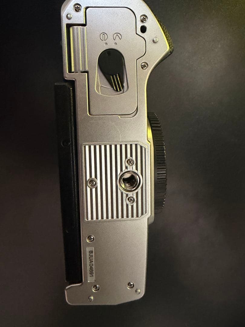 OM SYSTEM OM-5 Mark II シルバー　ボディ単体