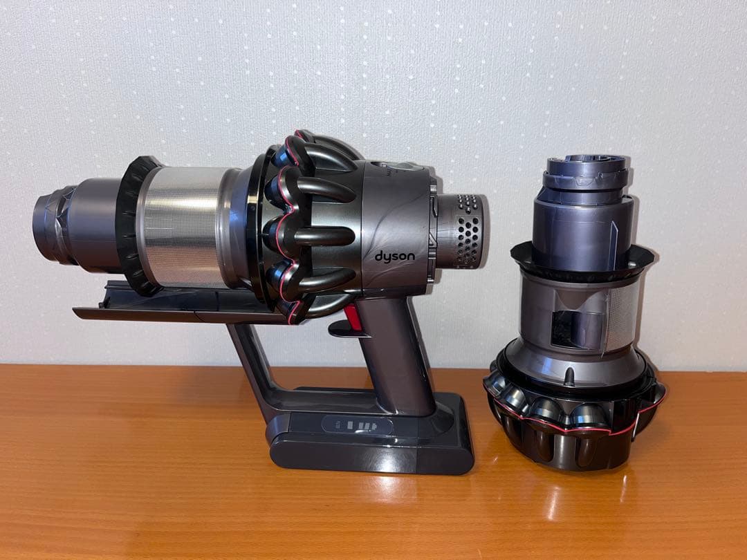 【美品】ダイソン dyson SV12 V10 スリムソフトローラーヘッド付き