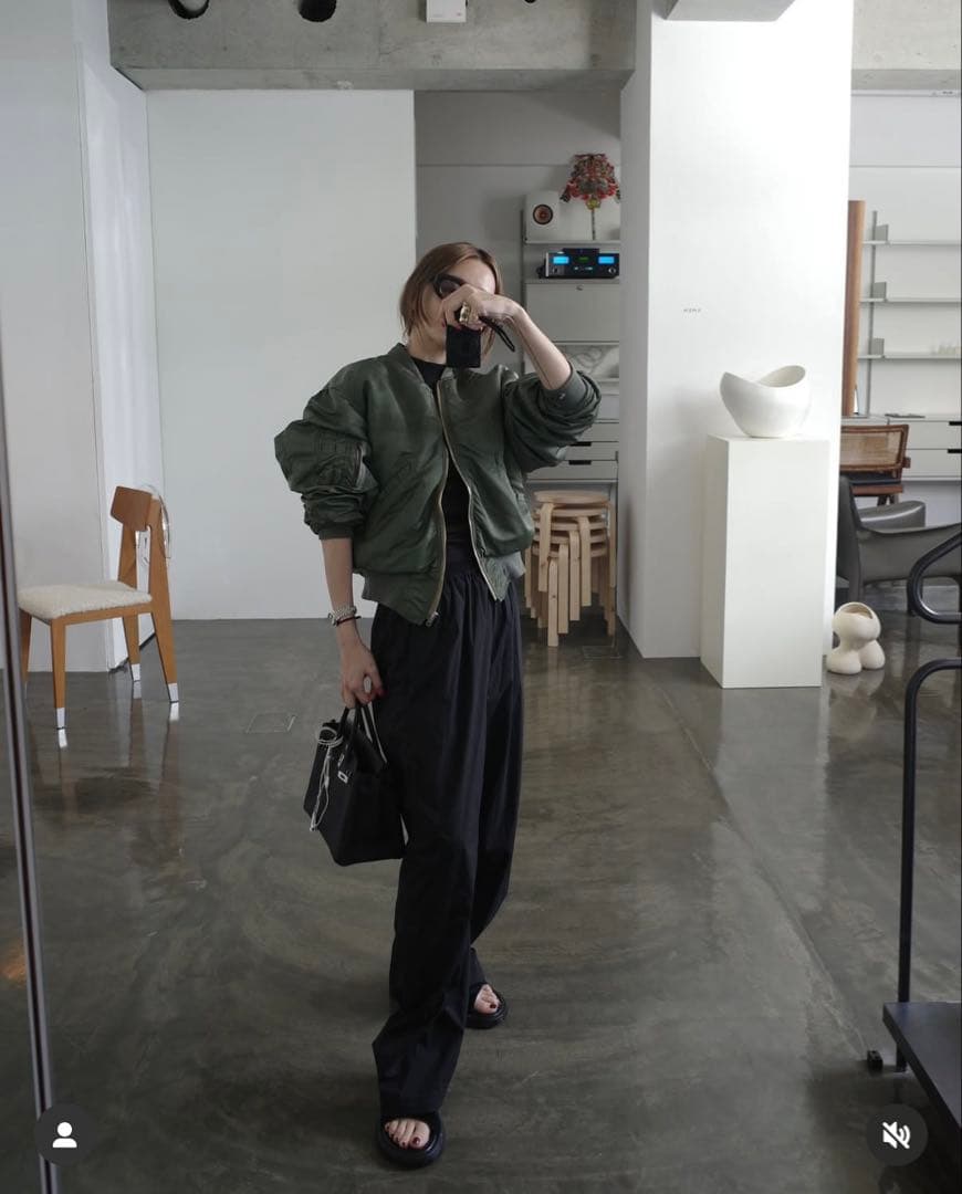 新品 LON EASE TRACK PANTS