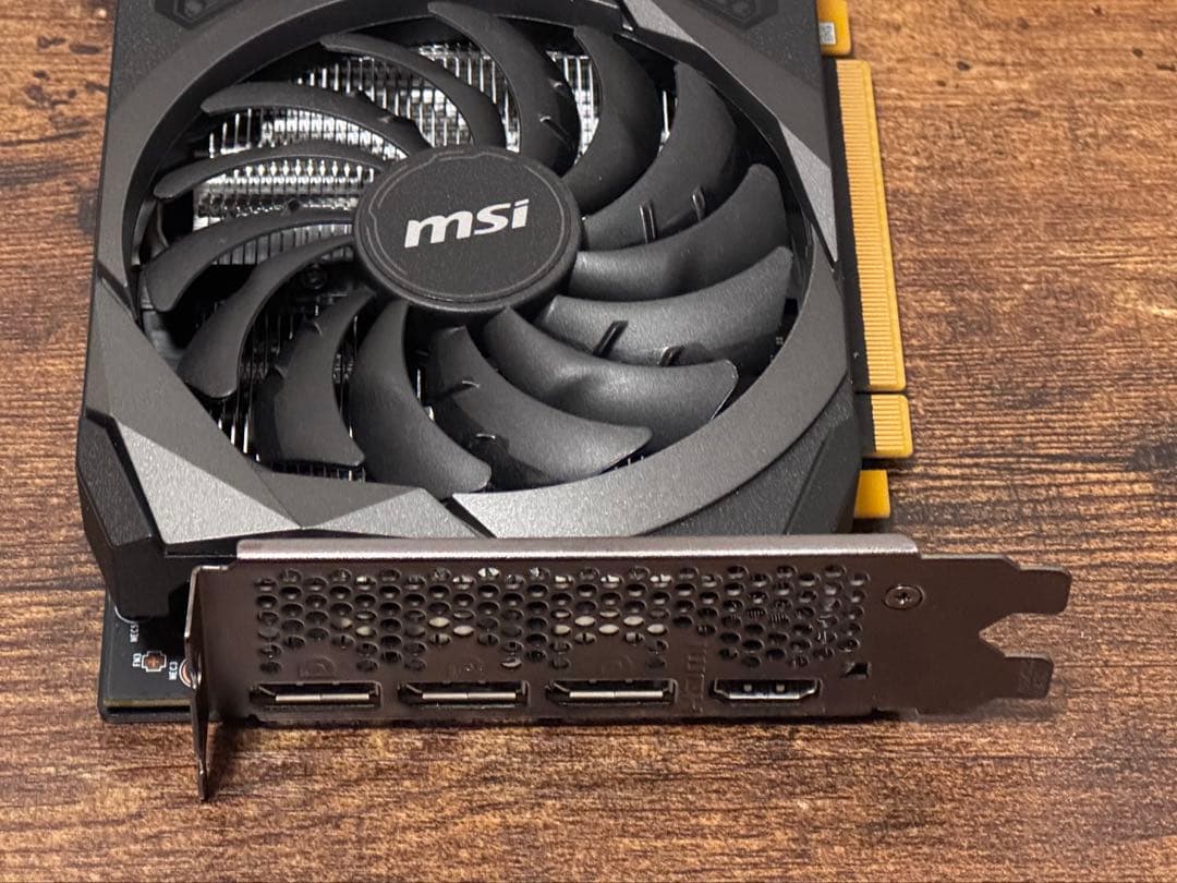 MSI GeForce RTX 3050 グラフィックカード