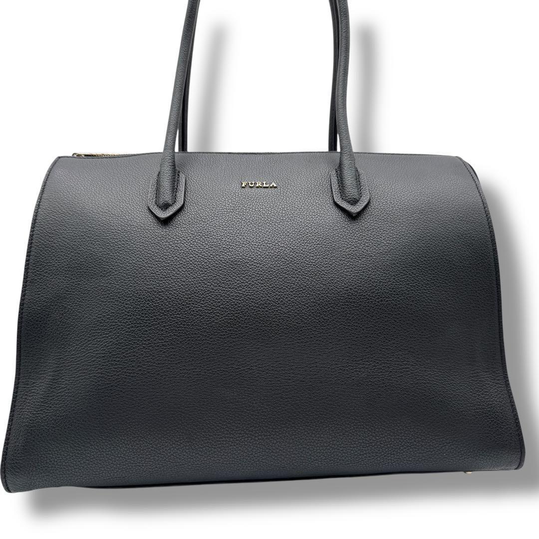 美品✨フルラ トートバッグ ファスナー付 ブラック A4可 ビジネス 就活