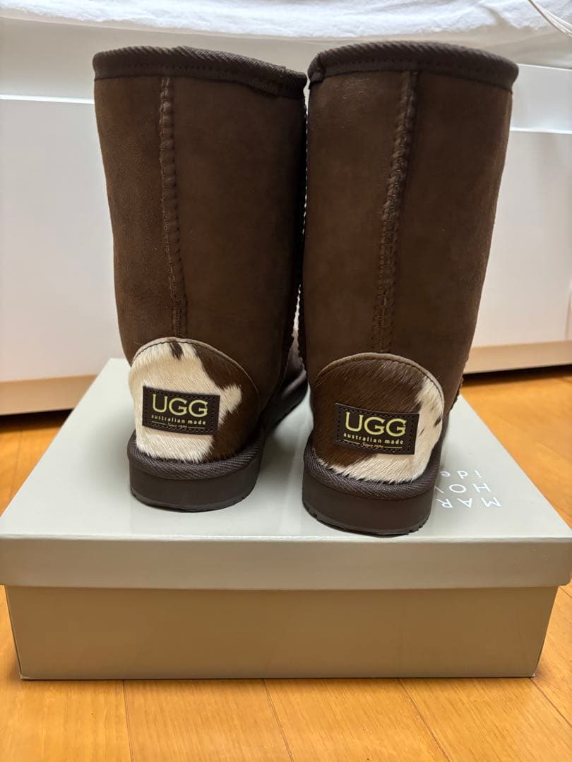 オーストラリア限定UGG クラシックミッド／アニマル