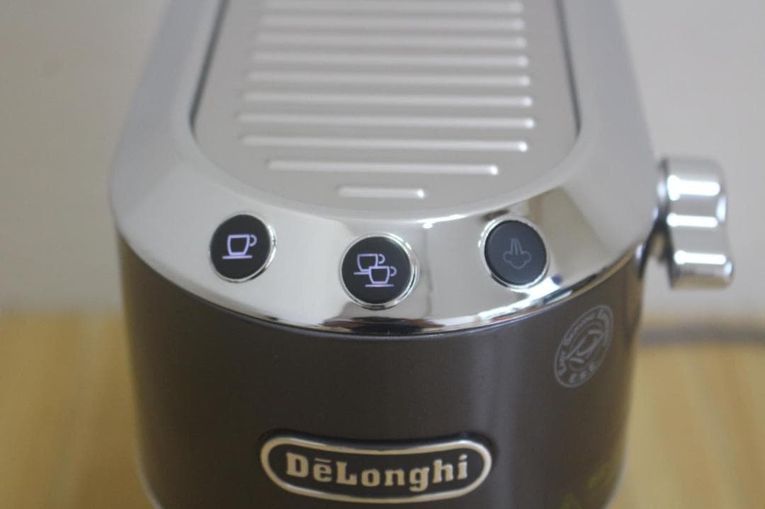 DeLonghi デロンギ エスプレッソ・カプチーノメーカー EC885J