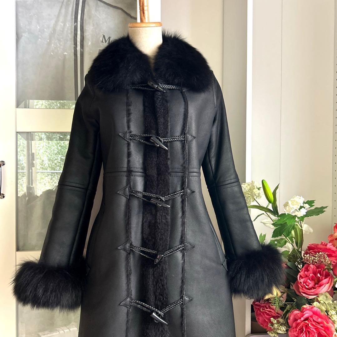 美品　SOV. 羊革ダブルフェイン本物リアルムートンコート　暖かいダッフルコート