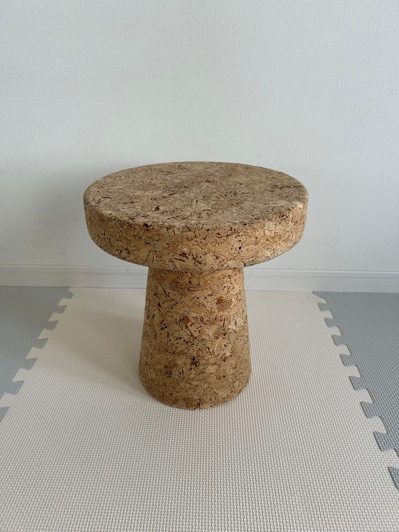 Vitraのコルクスツール