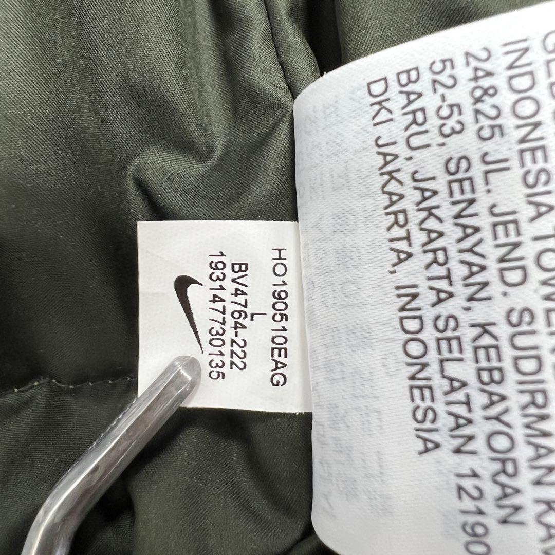 美品 ナイキ 迷彩 カモフラ ダウンジャケット サイズL