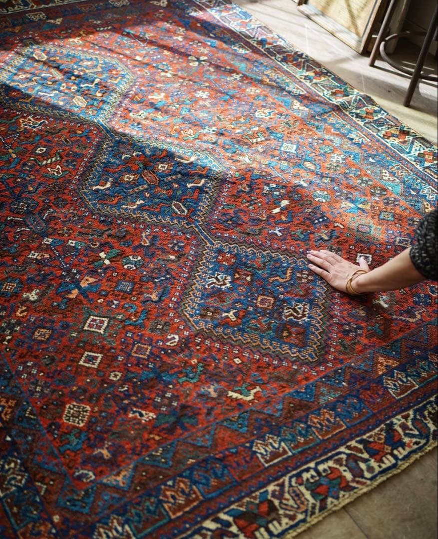 シラーズ　トライバルラグ　ヴィンテージラグ