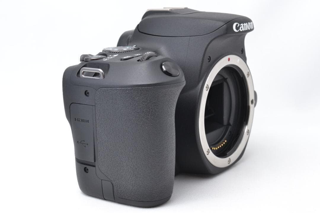 ■ 美品　S数753回 ■ キャノン　Canon Kiss X9 レンズキット