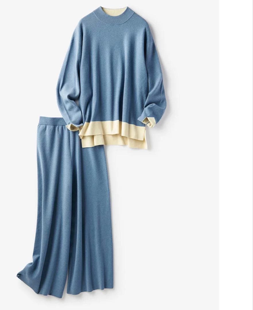 新品　DoCLASSE 総針ハイネック・パンツセットアップ ブルー　おしゃれ