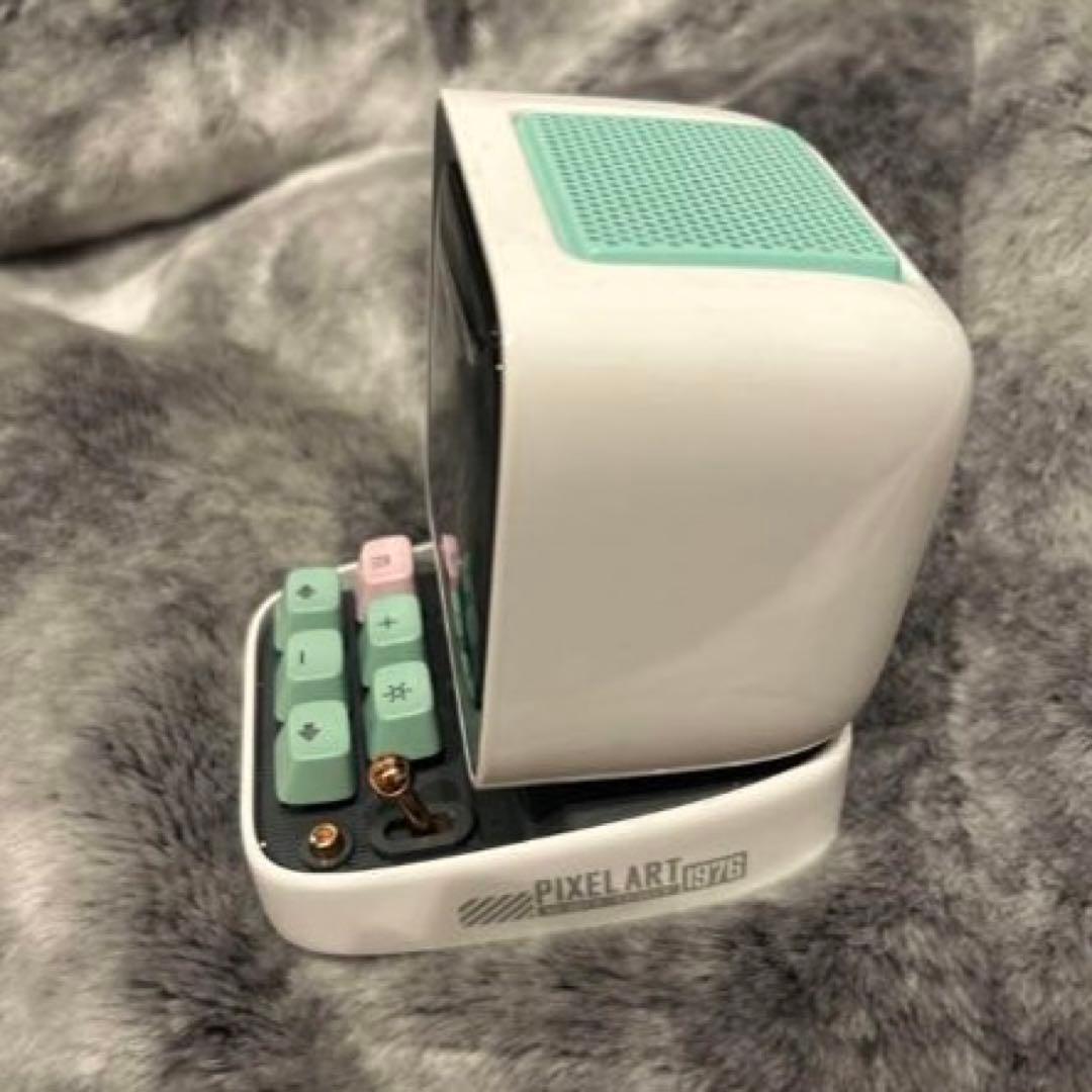 Divoom Ditoo Pro Bluetoothスピーカー 3.55インチ