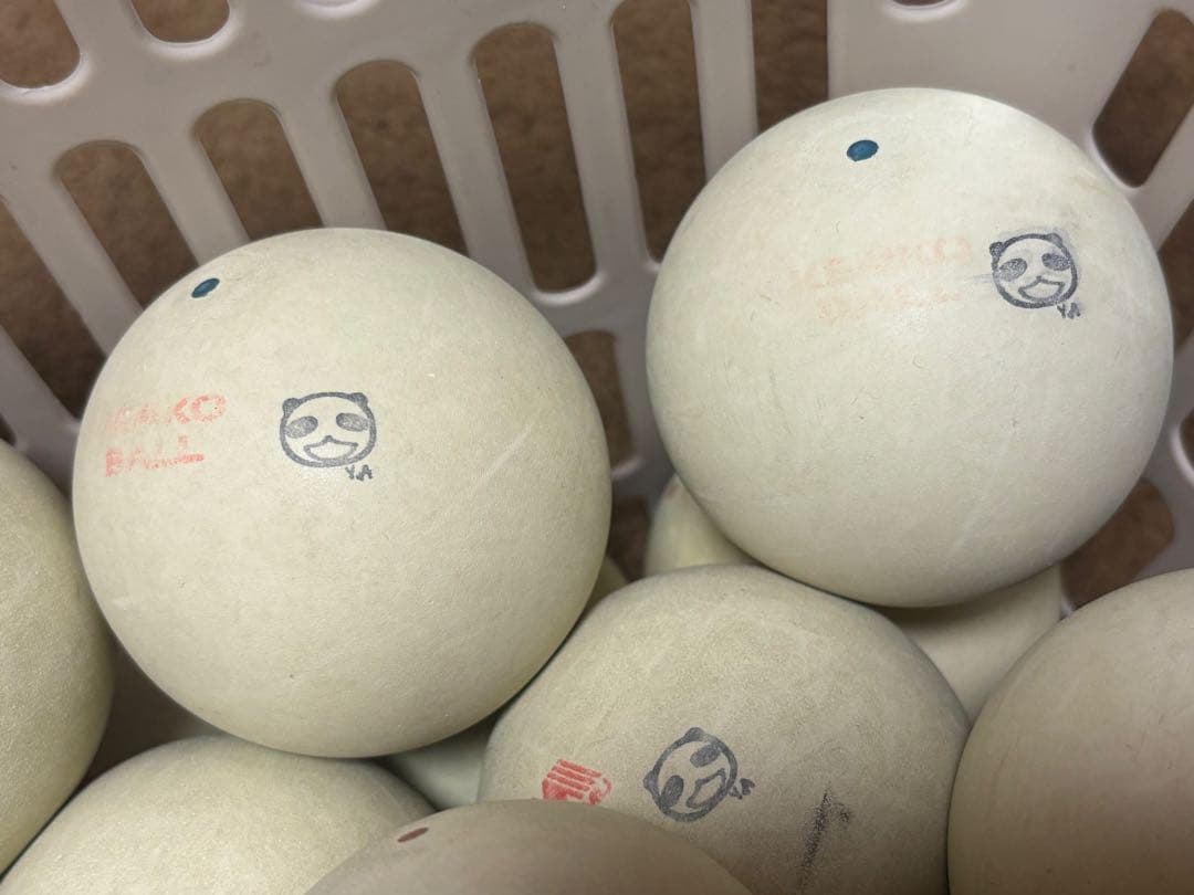 中古ソフトテニスボール　60球　アカエム公認球57球+ケンコーボール3球