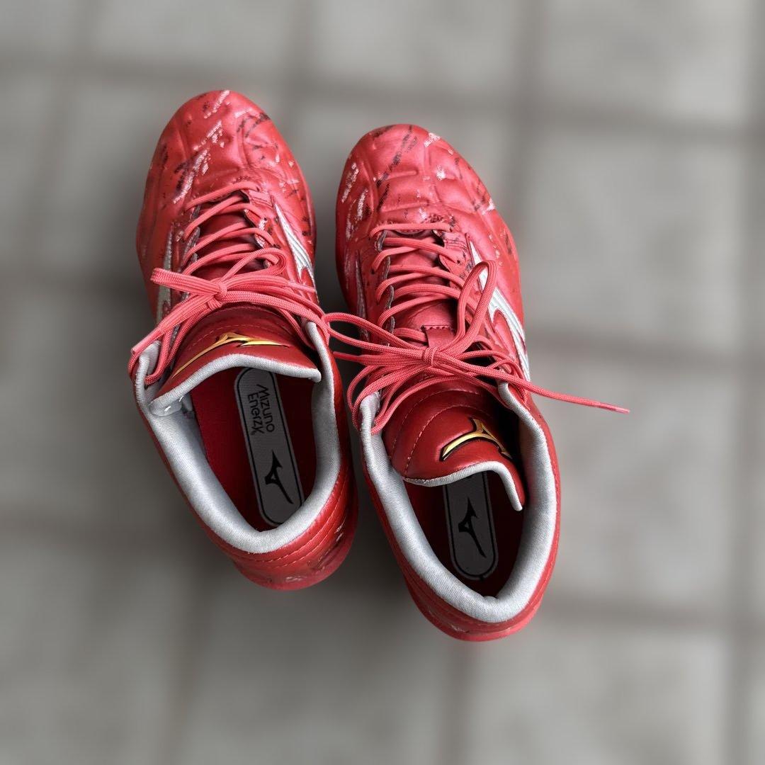 クッションレボプロ　ミズノプロ　ミドルカット