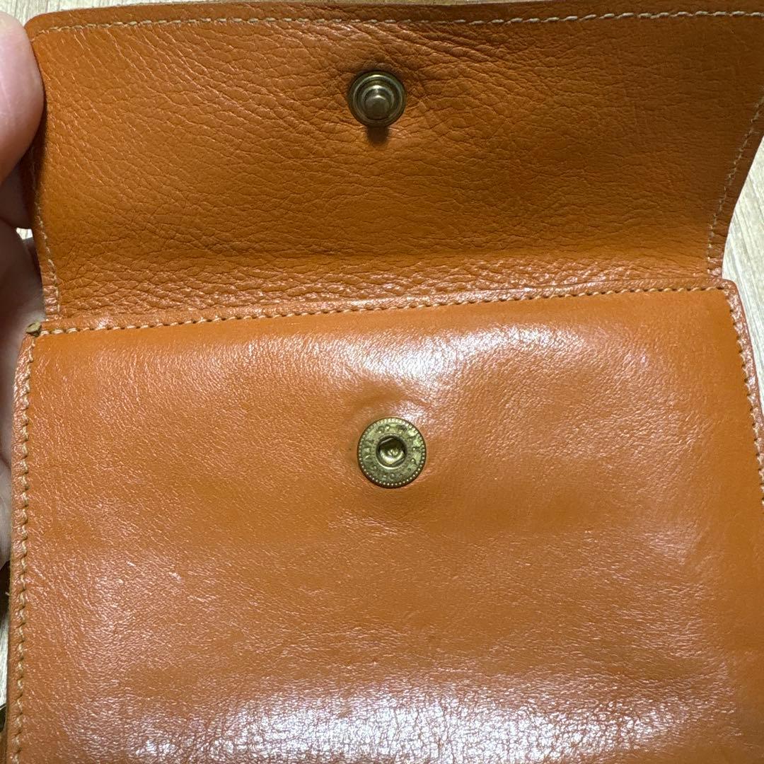イルビゾンテ　三つ折り財布