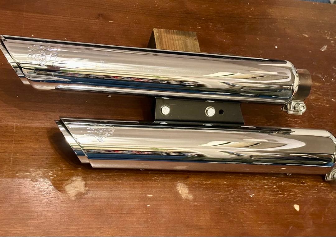 バンスアンドハインズ　Vance&Hines スリップオンマフラー　ハーレー