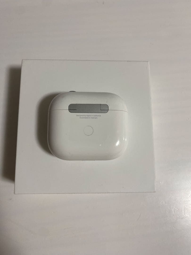 【純正品】Apple AirPods 第3世代/充電、接続問題なし