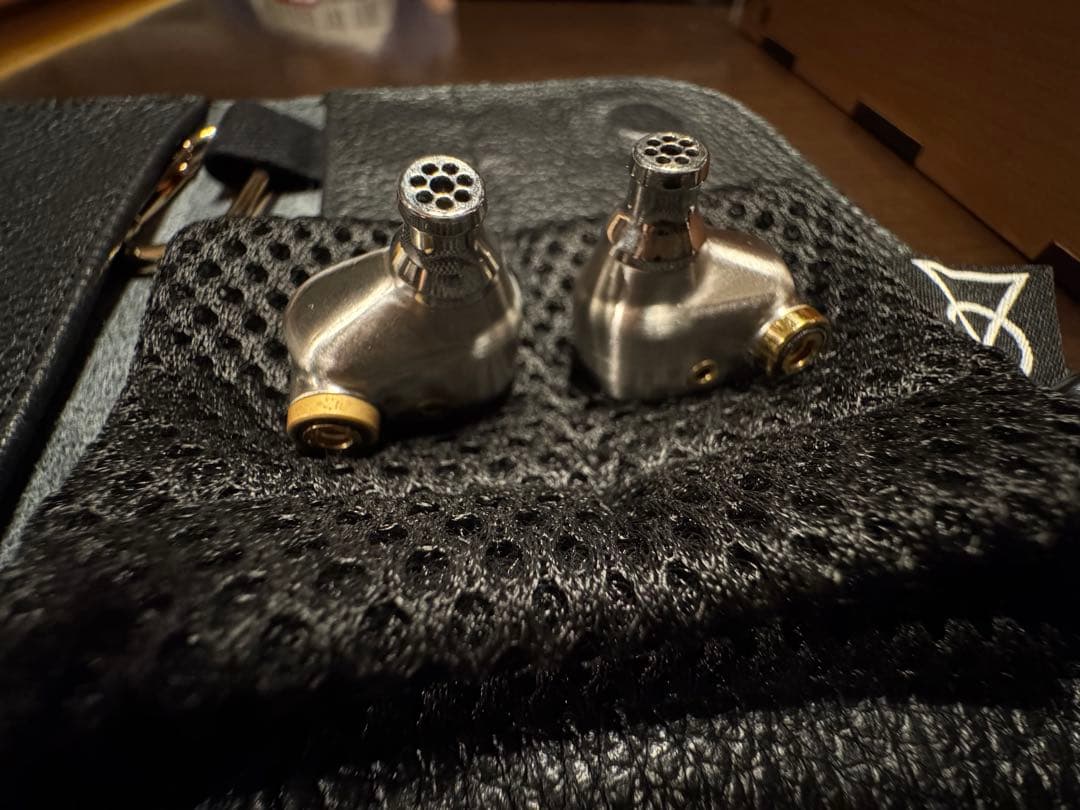 イヤホン Campfire Audio Solaris Stellar Horizon