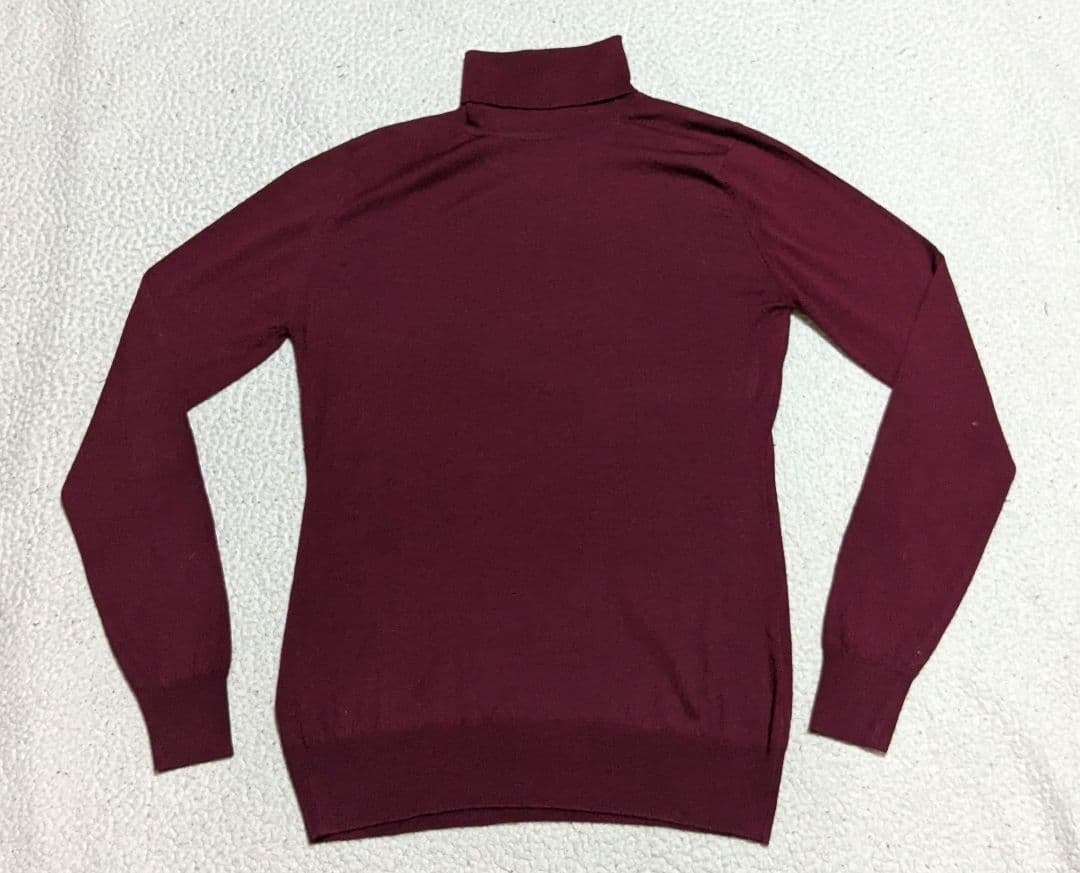 JOHN SMEDLEYバーガンディ タートルネック ニット M