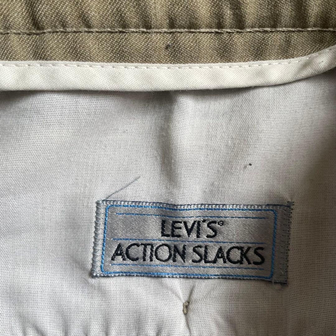 リーバイス アクションスラックス ベージュ