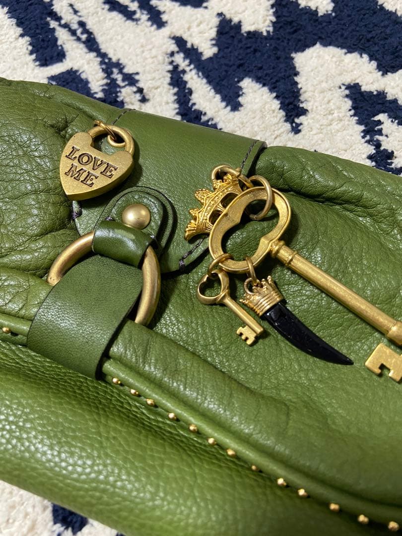 未使用JuicyCoutureジューシークチュール★クラッチバッグ★チャーム付