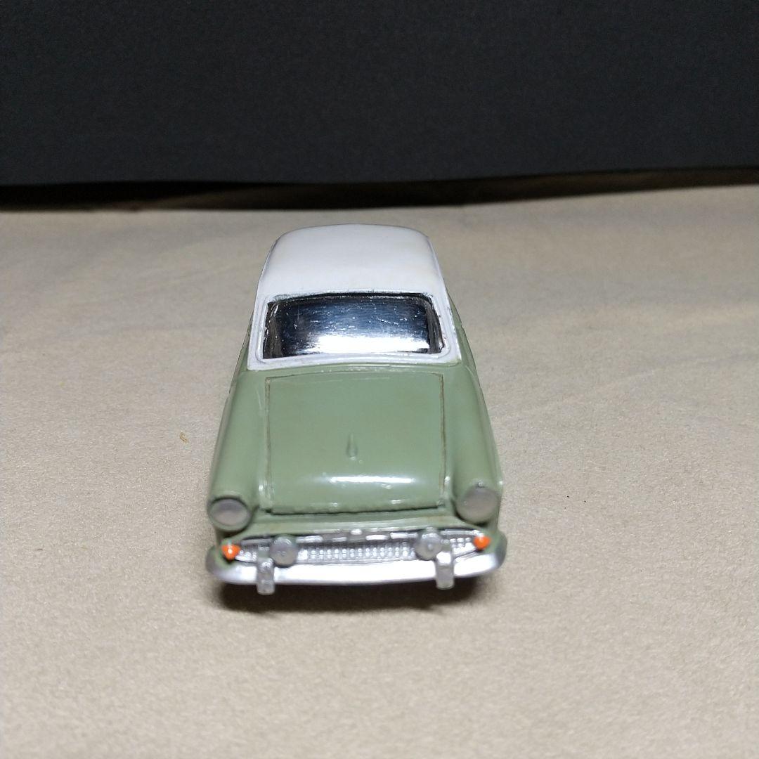 モデルペット　いすゞ　ヒルマン・ミンクス