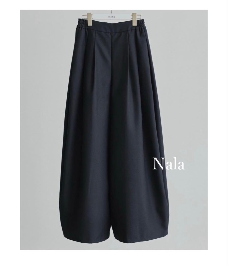 Nala wide tuck form pants (カレンソロジー、chaos
