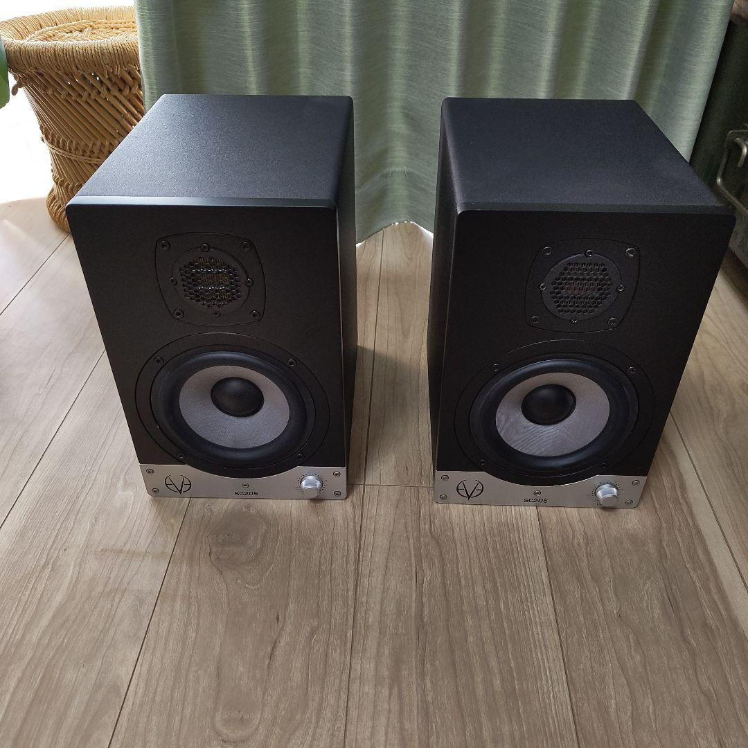 EVE AUDIO SC205 スタジオモニタースピーカー（ペア）