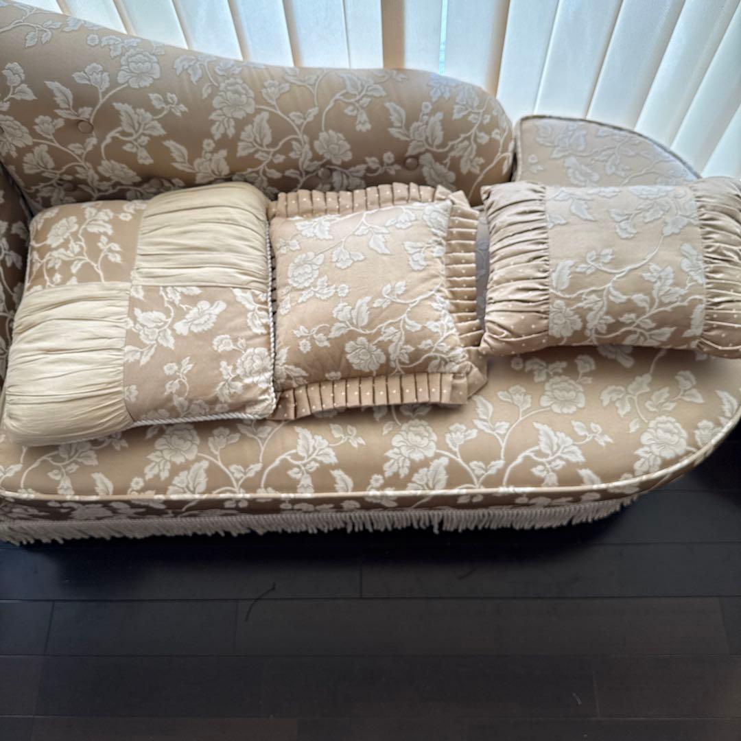 【出品8/20迄☆】姫系　ソファ　ヘアルーム クッション3個付