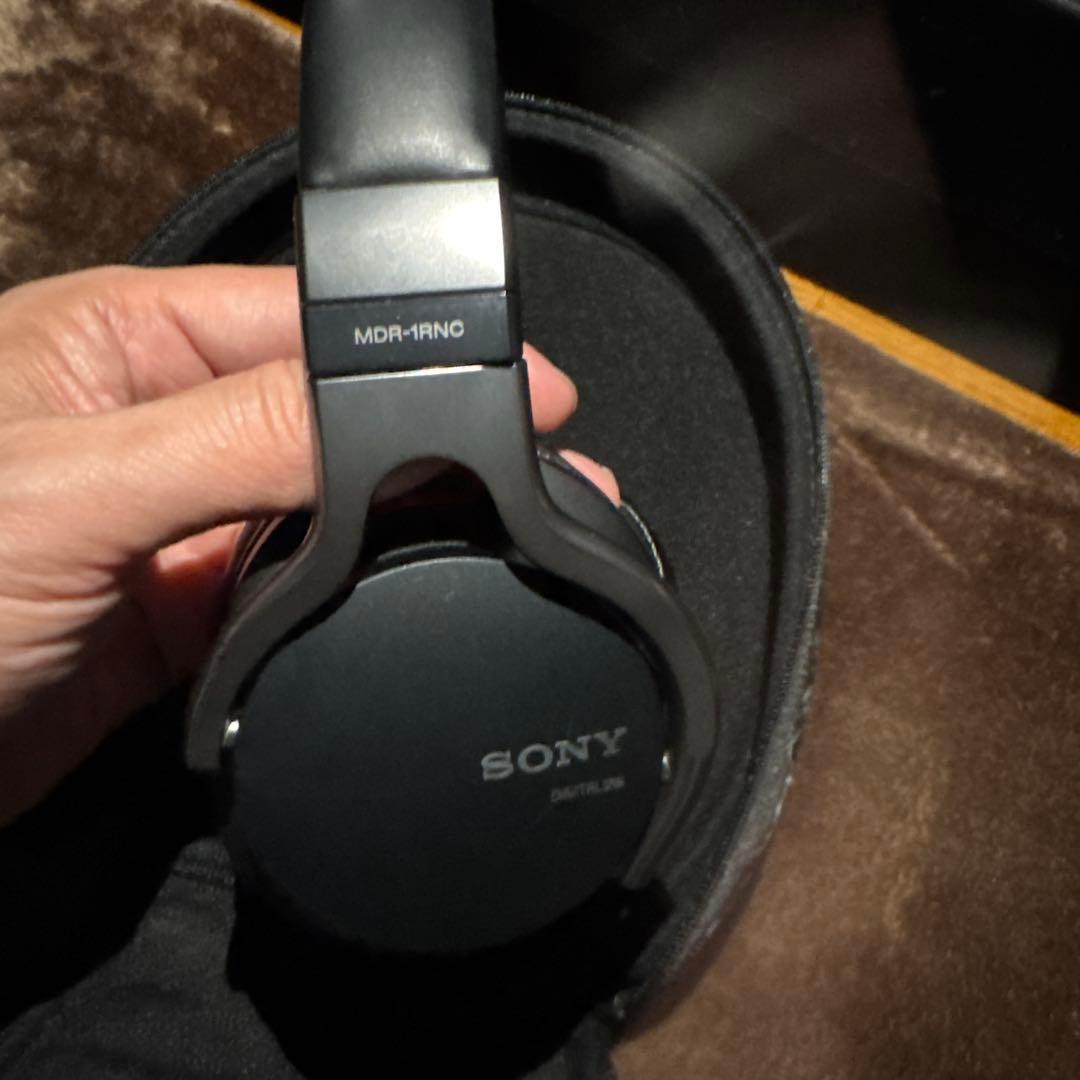 ヘッドホン MDR-1RNC