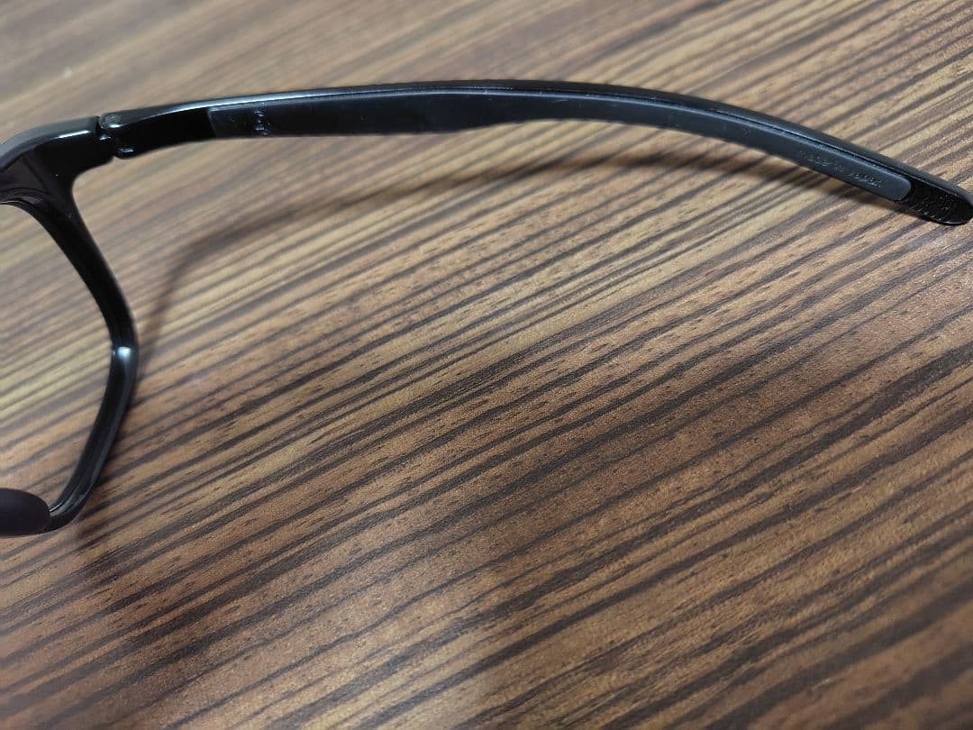 ブラックフレーム サングラス HEATHⅢ