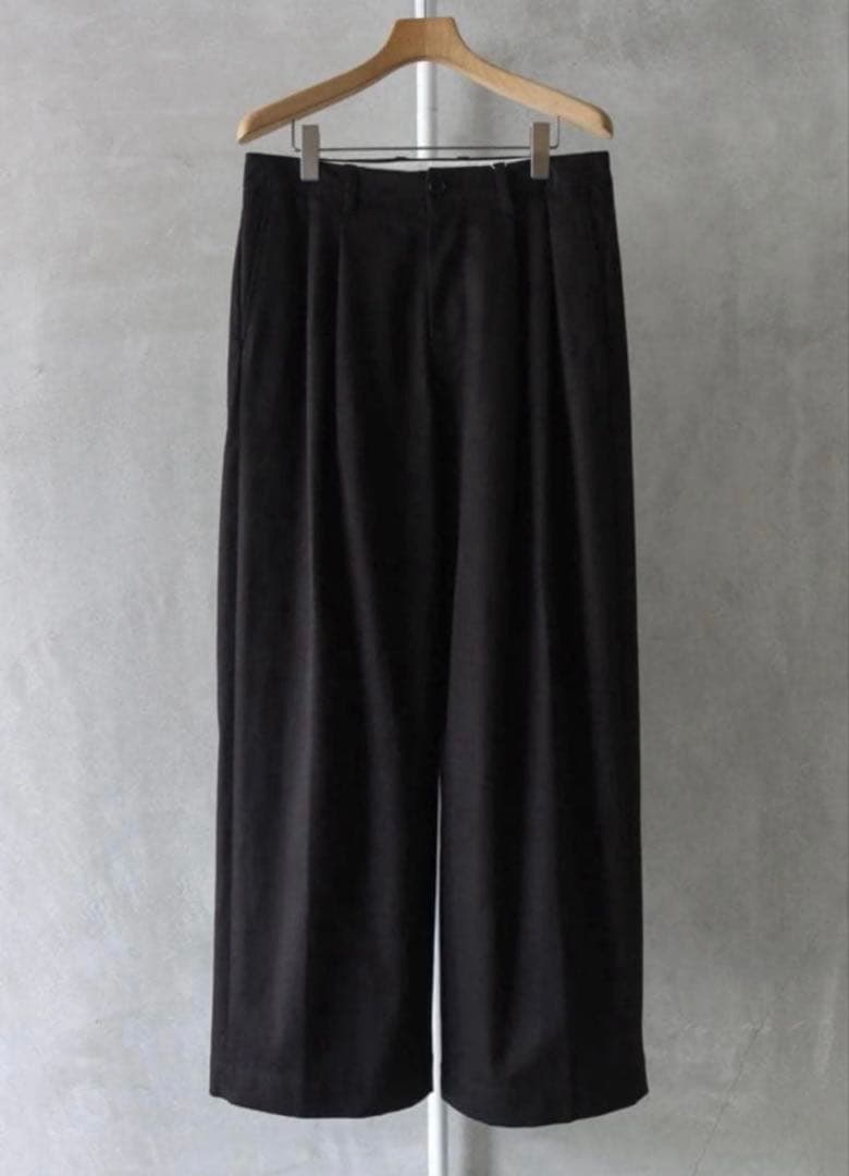 パンツ universal products 2tuck chino trousers