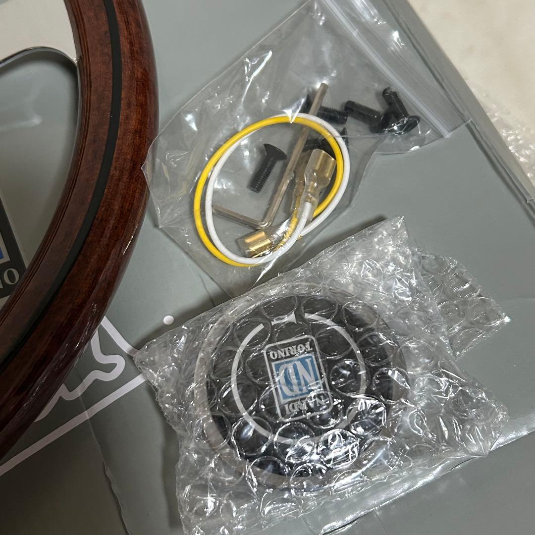 【一点限り】NARDI ナルディクラシック ウッドステアリング 14インチ