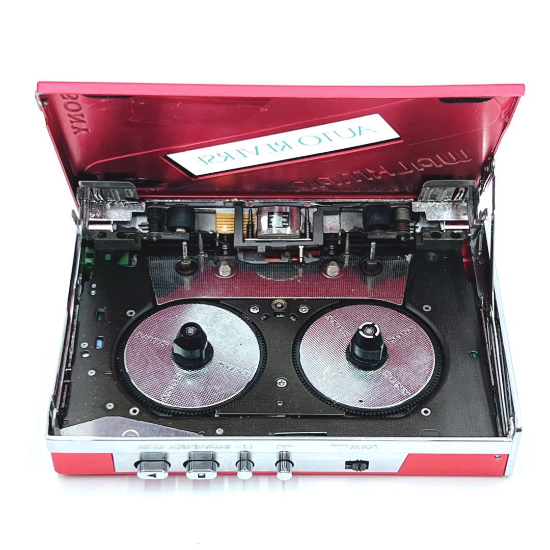 【美品・動作品】 SONY WM-102 カセットウォークマン 音出しOK 赤色