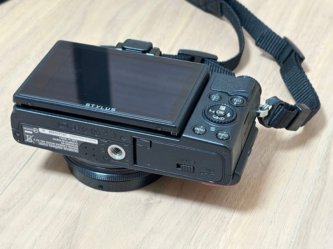 OLYMPUS STYLUS XZ-2 ブラック