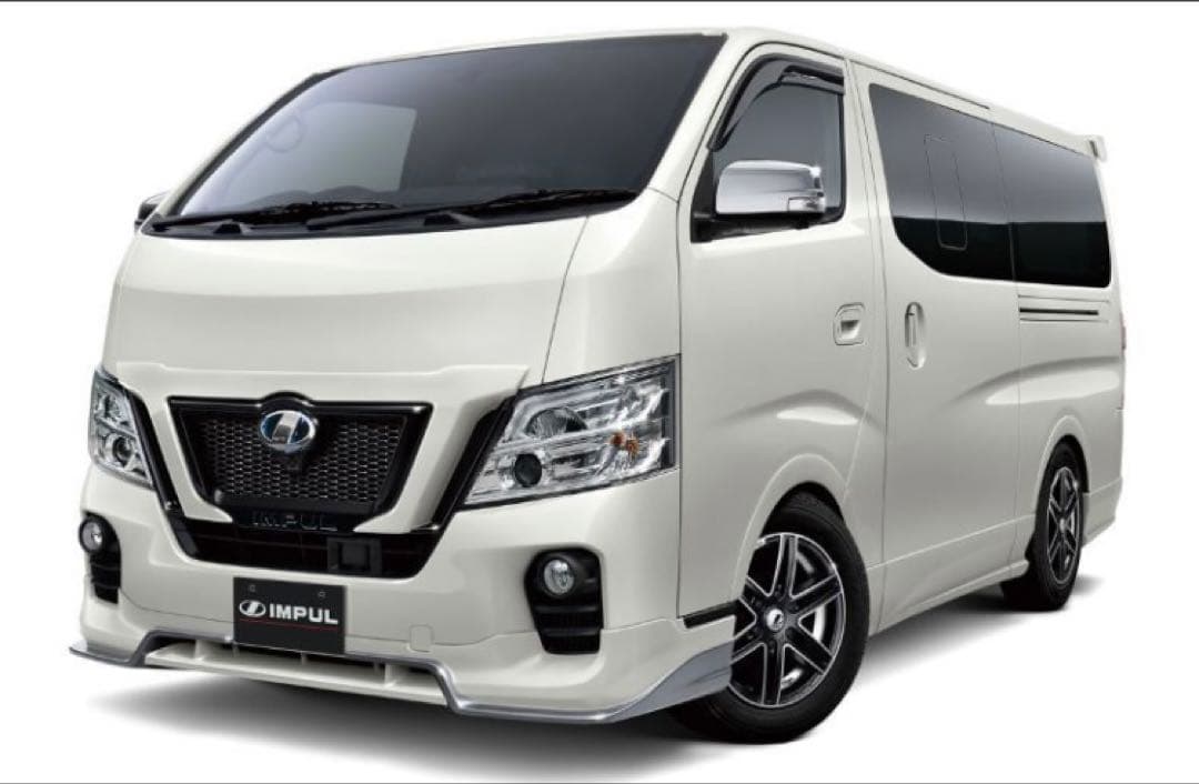 新品　未開封　IMPUL キャラバン　フロントグリル　エアロパーツ 未塗装