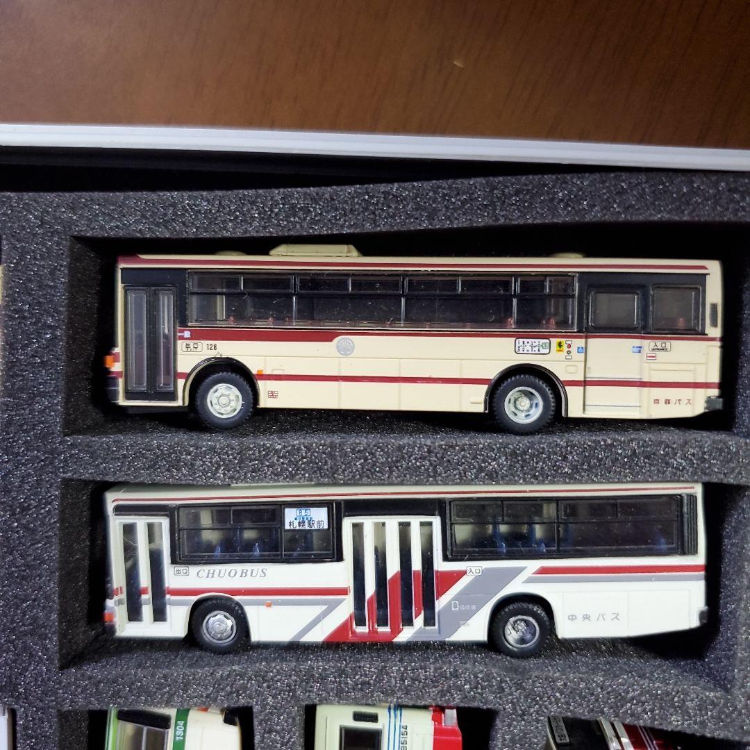 バスミニカー 25台セット 専用ケース付き