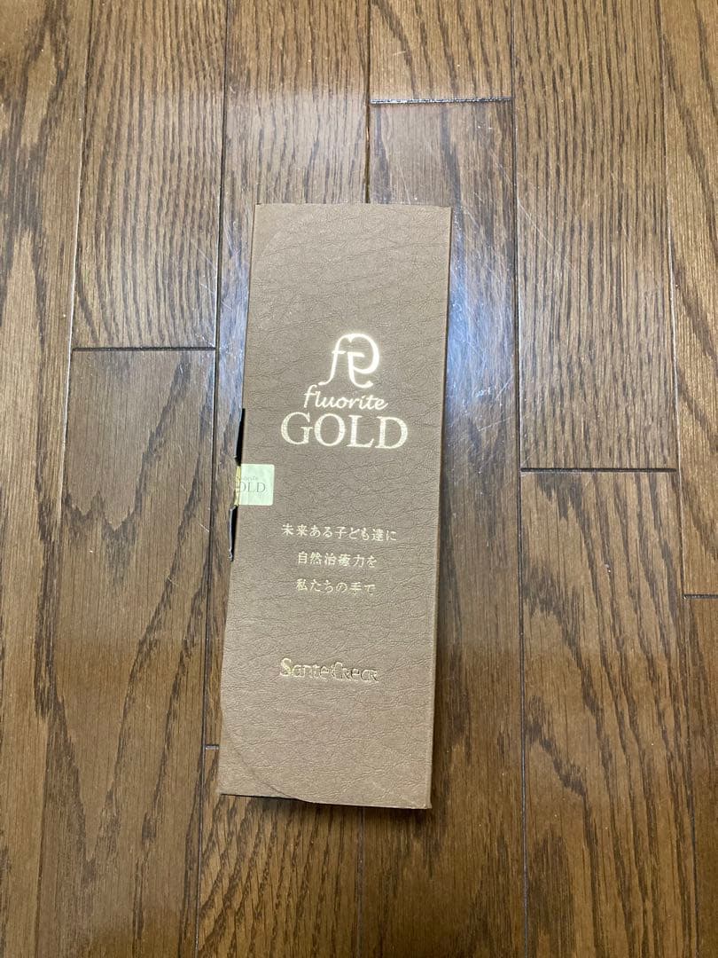 フローライトゴールド