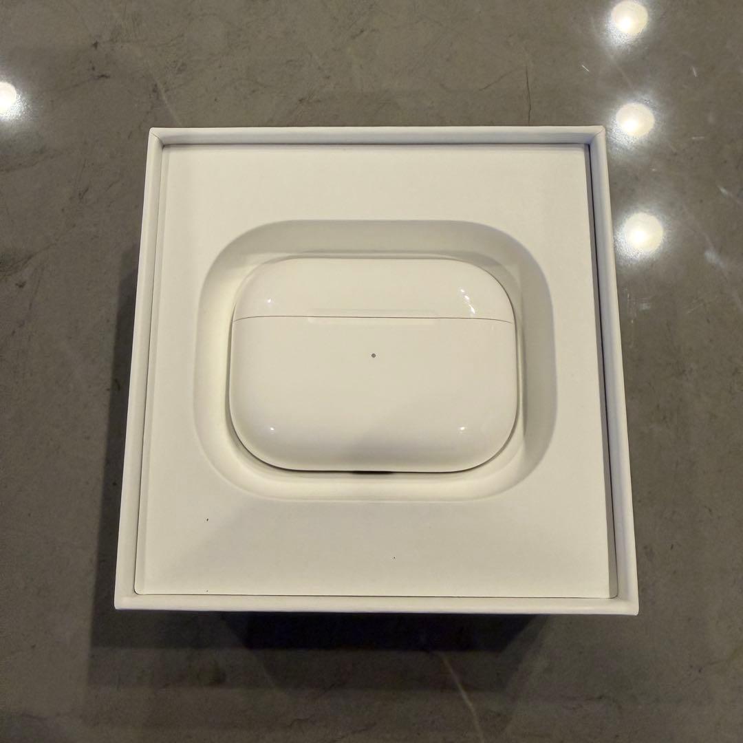 【正規品】AirPods Pro 第1世代（後期モデル）MLWK3J/A
