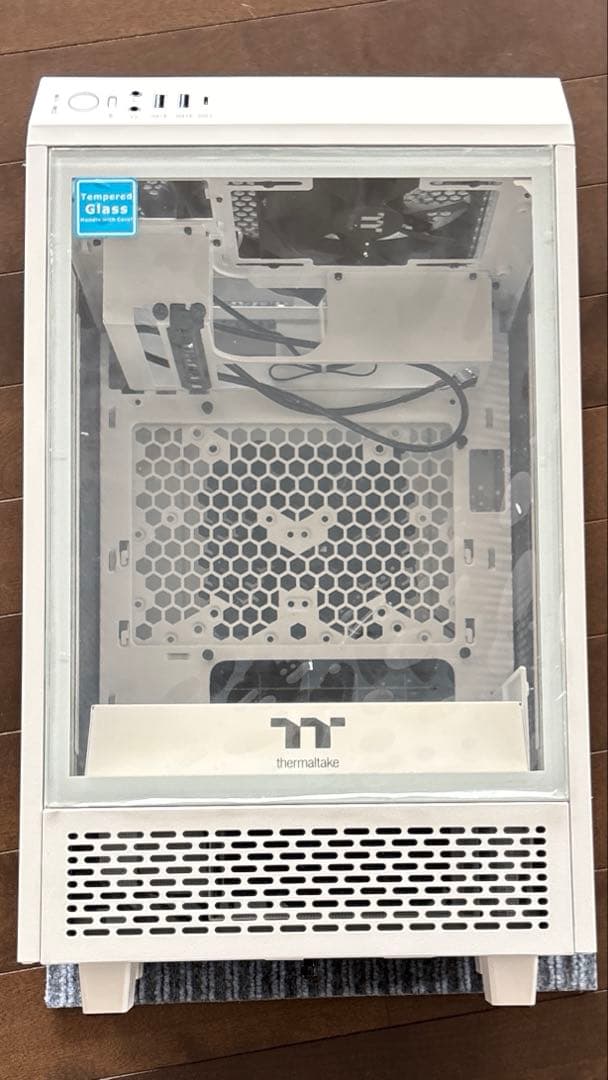 The Tower 100 サーマルテイク 送料無料　 Edition