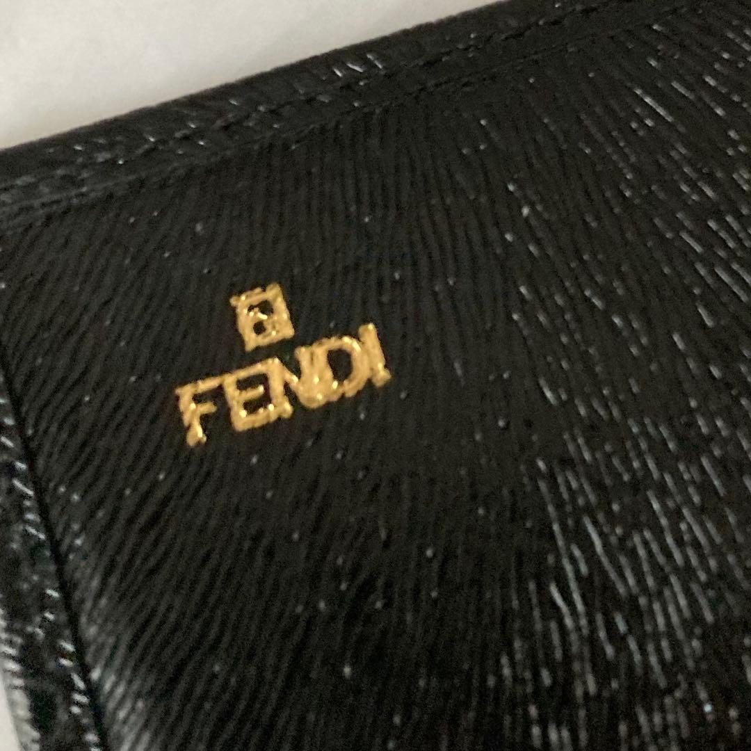 【未使用品 】FENDI フェンディ 二つ折り 長財布 黒 レザー 本革 刷毛目