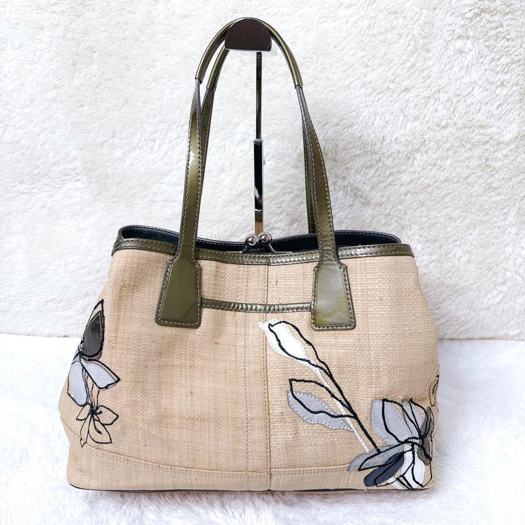 バッグ COACH Hamptons Flower Straw Kisslock Bag
