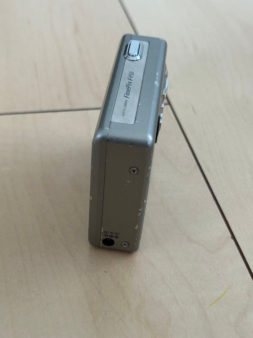 Fujifilm F450 デジタルカメラ デジカメ　中古　フジフィルム