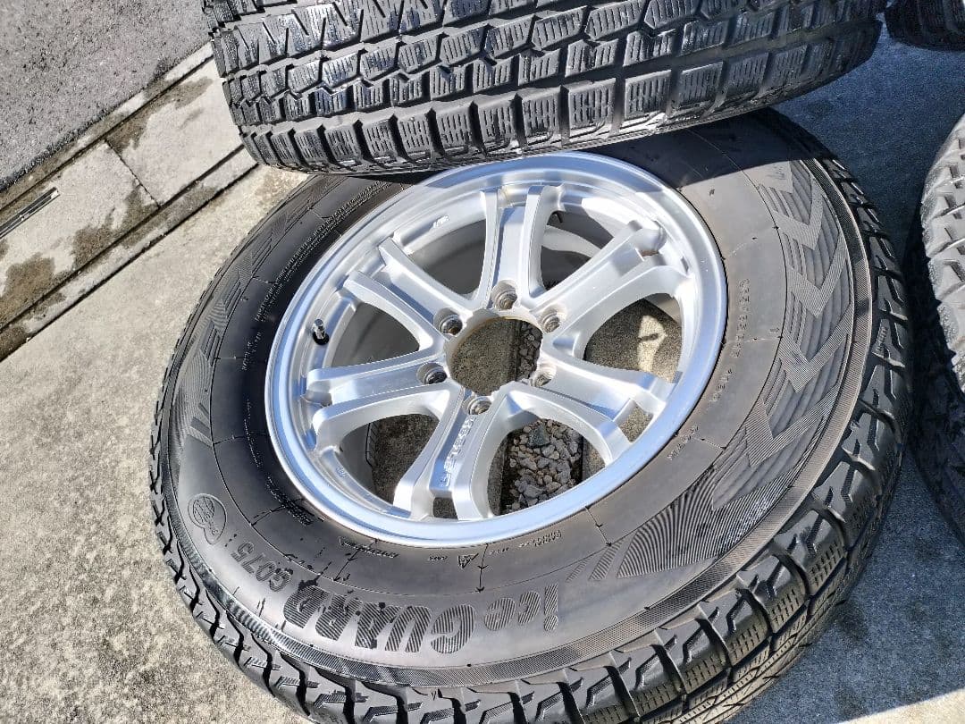 和*ミ様 ランクル プラド キラーフィールド スタッドレス ヨコハマ アイスガー